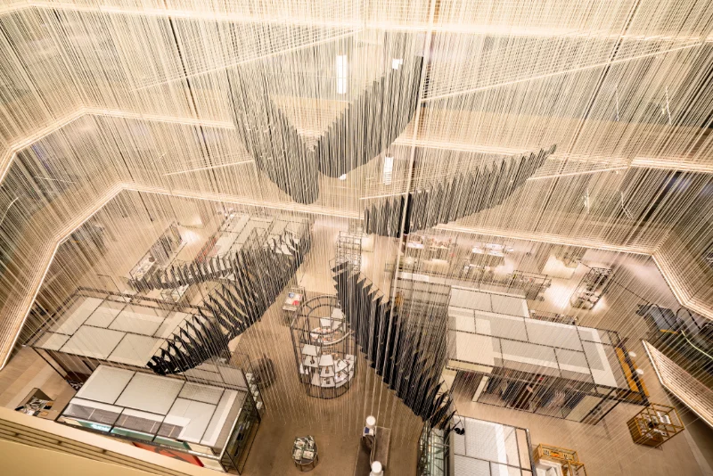 CHIHARU SHIOTA–塩田千春